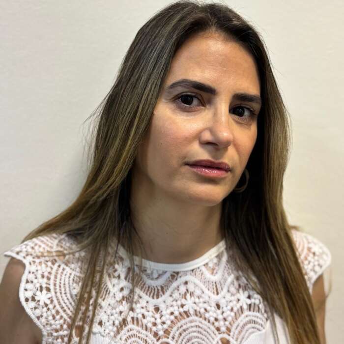 שולמית אברג